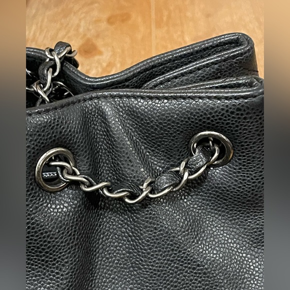 Chanel Caviar Leather Shopping Tote in Black, style 94305 - Picture 15 of 16